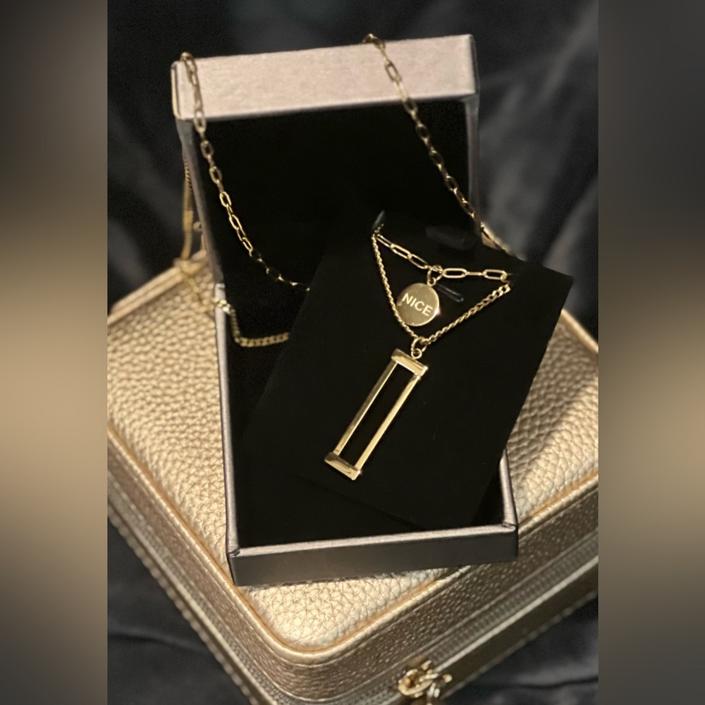 Womens 2 Tier Gold Plated Stainless Steel “Nice” Pendant Necklace w Jlry Box NWT